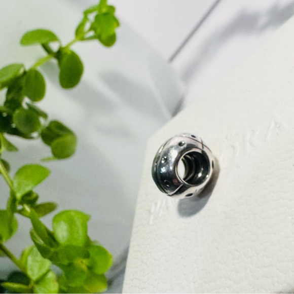 Authentic Retired Pandora Ladybug S925 Charm - Picture 7 of 10